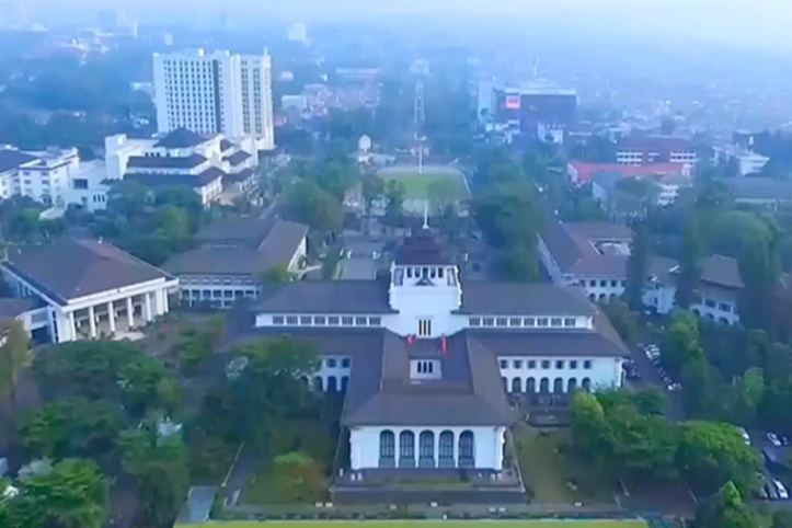 Bandung Package Tour 4 Days